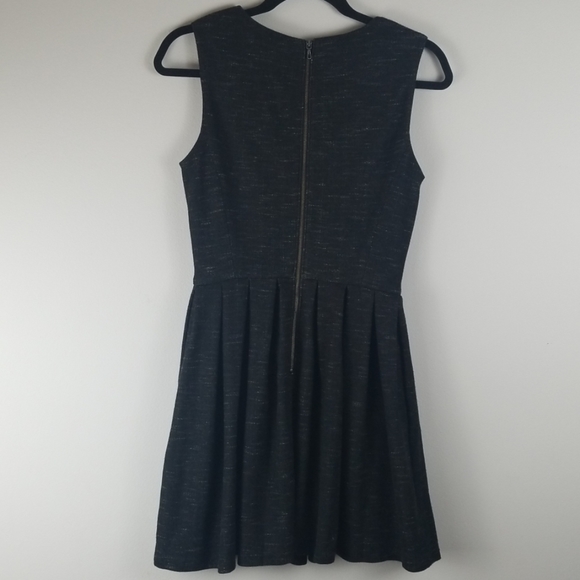 Aritzia Talula | Waldorf fit and flare dress - Picture 7 of 8
